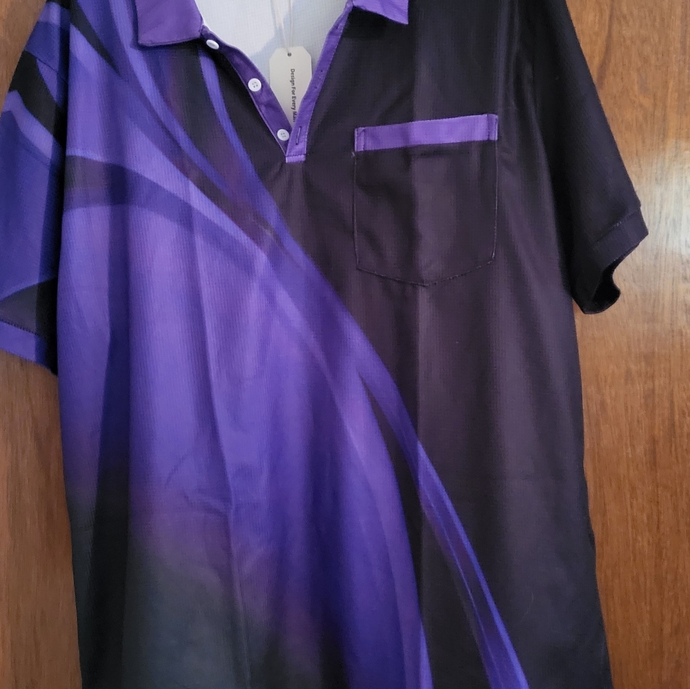NWT men's summer shirt. Polyester